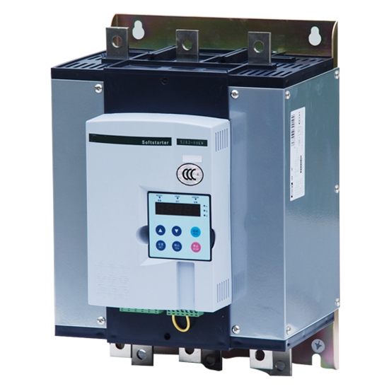 SJR3-1000系列電機(jī)軟啟動(dòng)器是數(shù)恩公司（原山宇）的經(jīng)典明星產(chǎn)品，先后參與了北京奧運(yùn)場(chǎng)館與世博會(huì)場(chǎng)館建設(shè)。SJR3-1000系列高度集成了電動(dòng)機(jī)的保護(hù)功能，設(shè)計(jì)、安裝簡(jiǎn)單、可靠，真正做到了一機(jī)多能